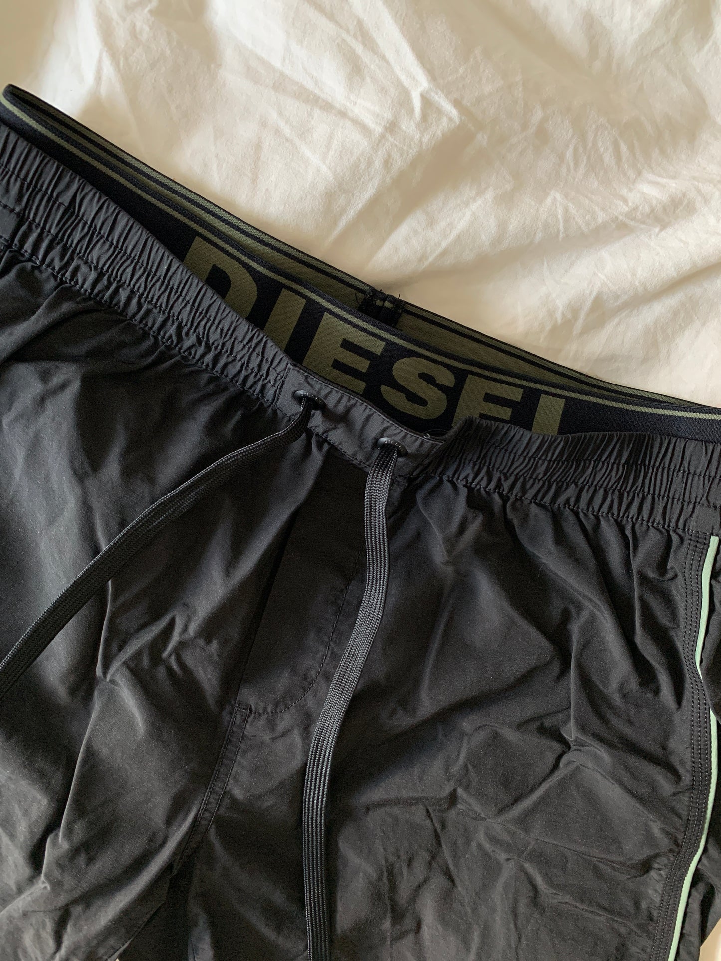 Diesel schwarze Shorts M