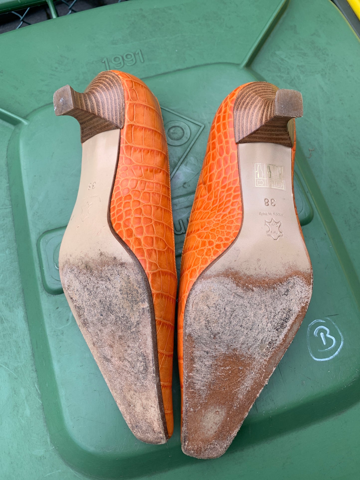 Orange Leder Pumps 38