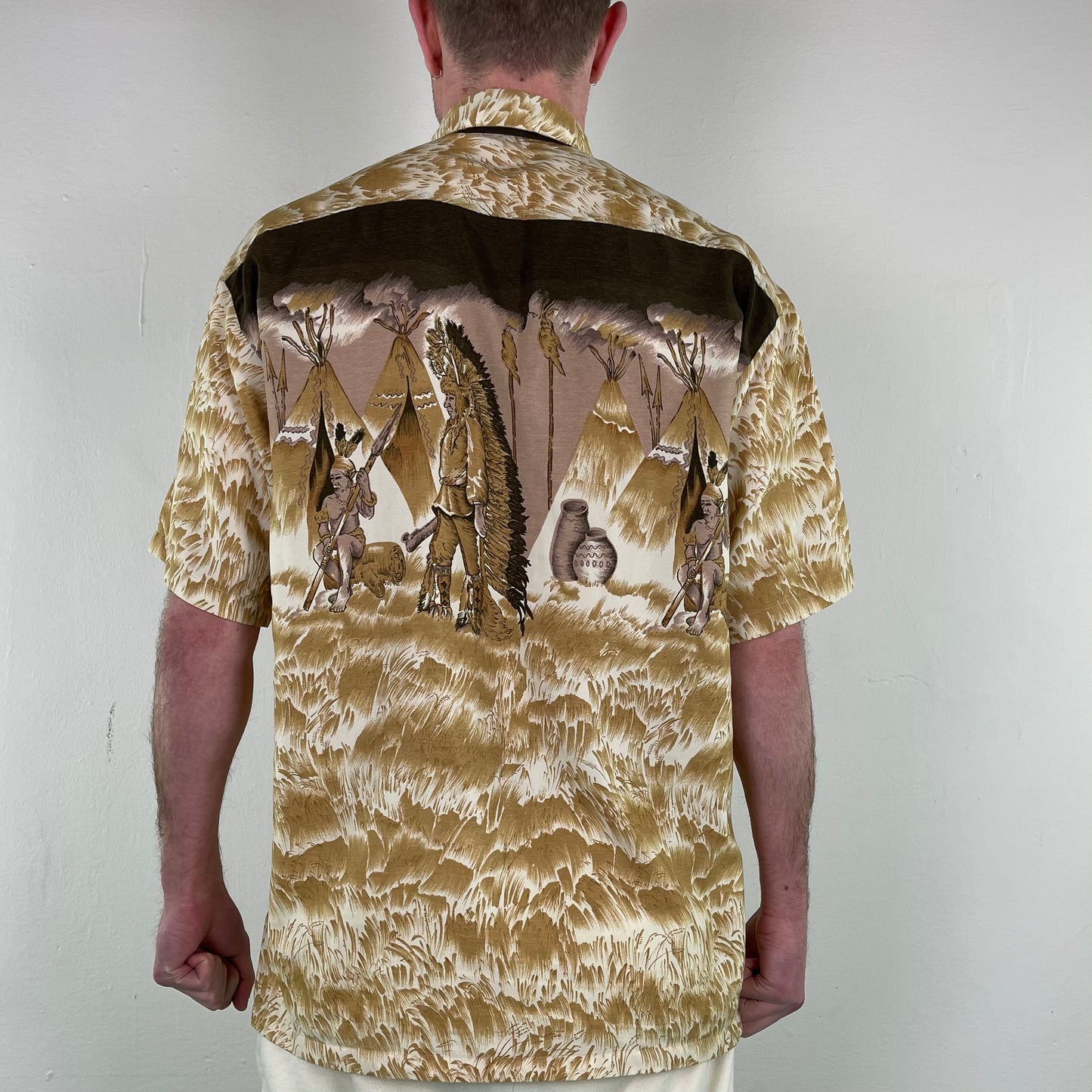 Vintage Brown Graphic Shirt - XL