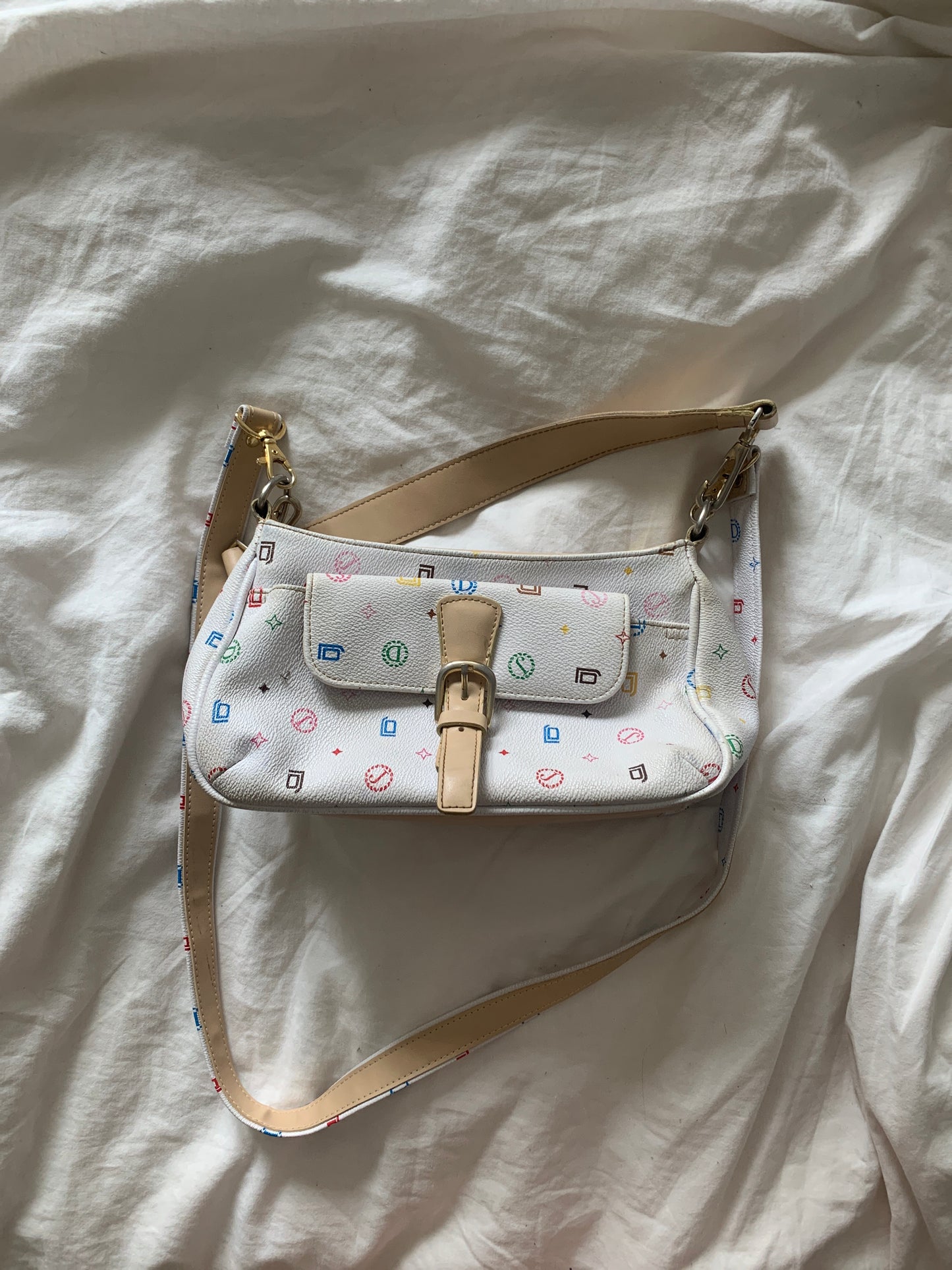 Kleine weiße Tasche