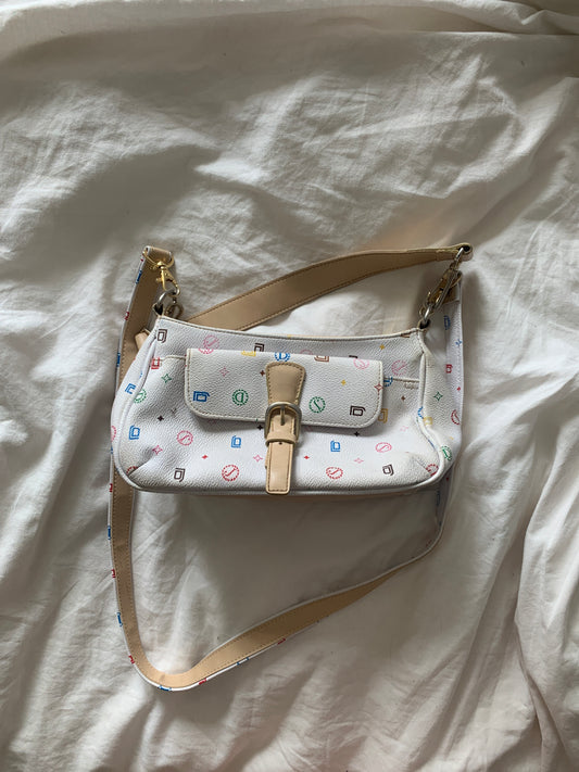 Kleine weiße Tasche